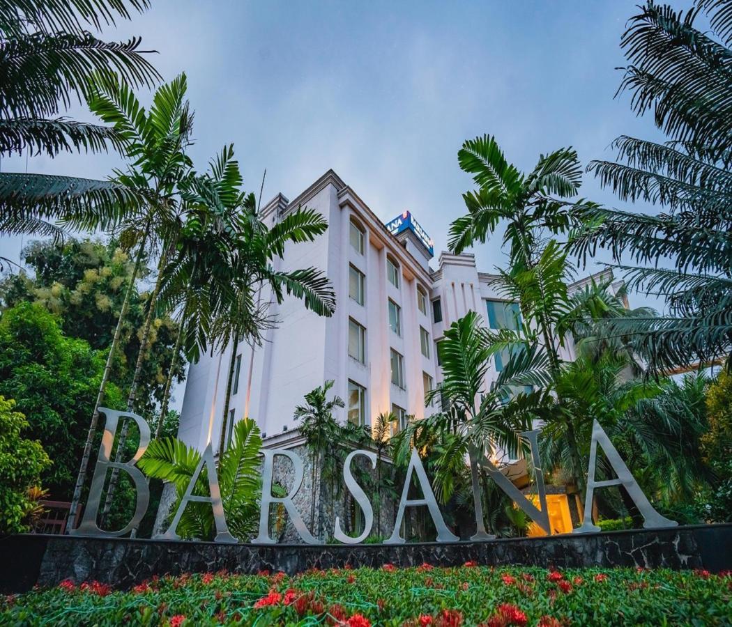 โรงแรมบาซานาแอนด์รีสอร์ท สิริกุรี ภายนอก รูปภาพ